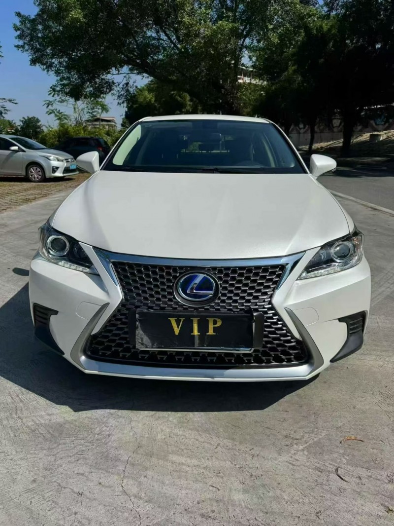 深圳21年雷克萨斯CT1