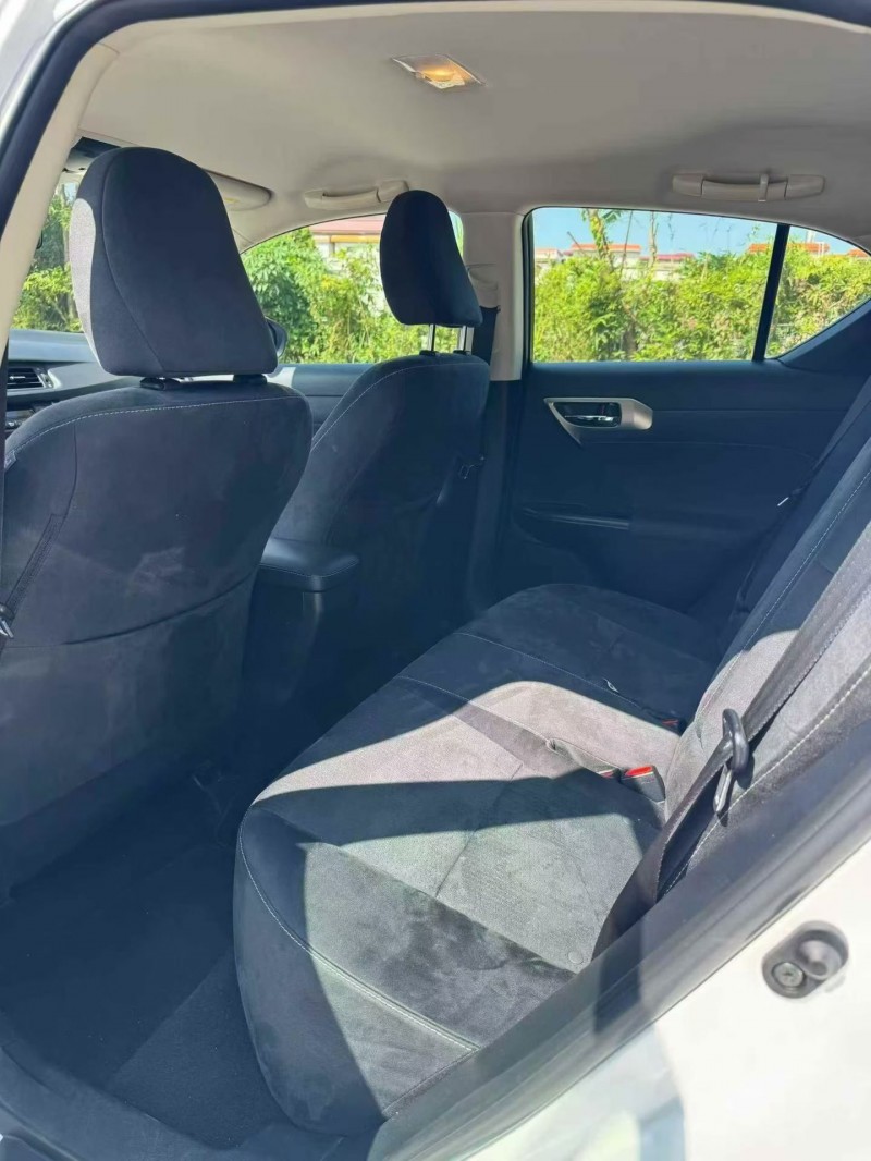 深圳21年雷克萨斯CT7