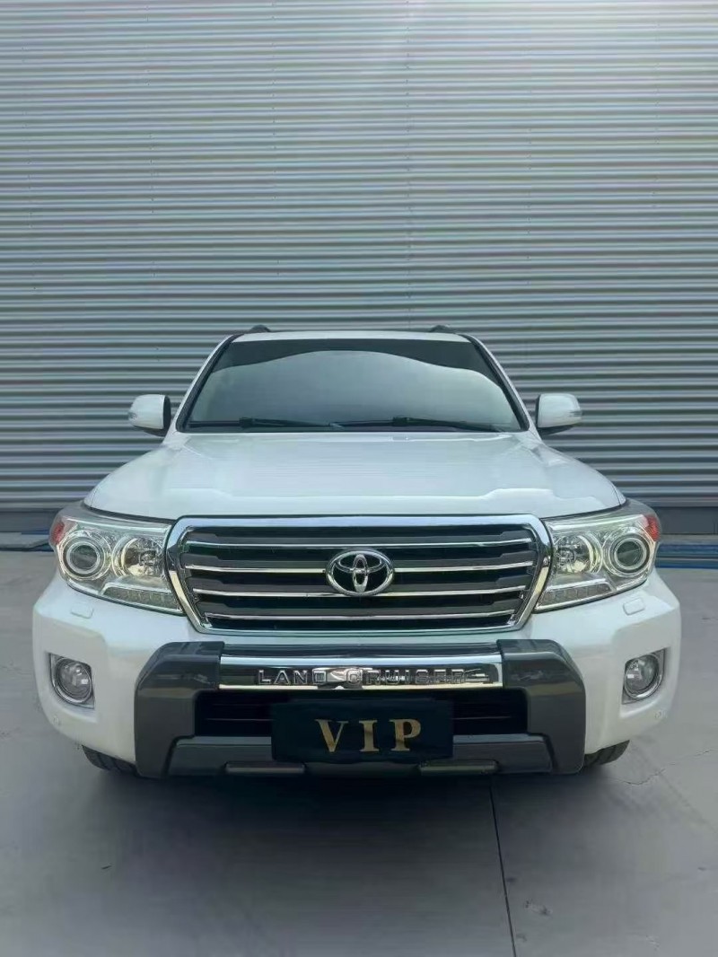 泰安19年丰田兰德酷路泽1