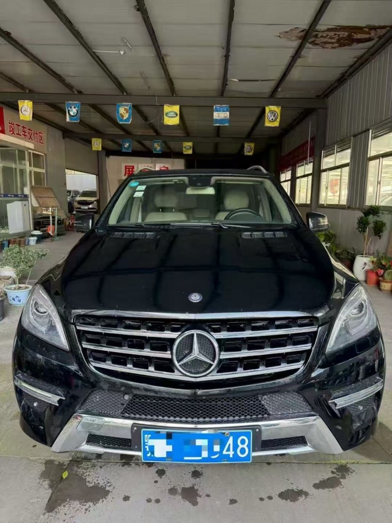 泰安13年奔驰ML1
