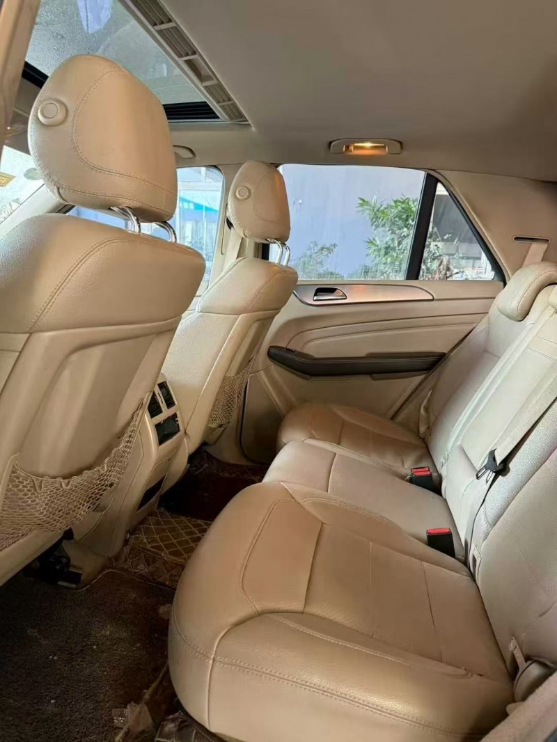 泰安13年奔驰ML5