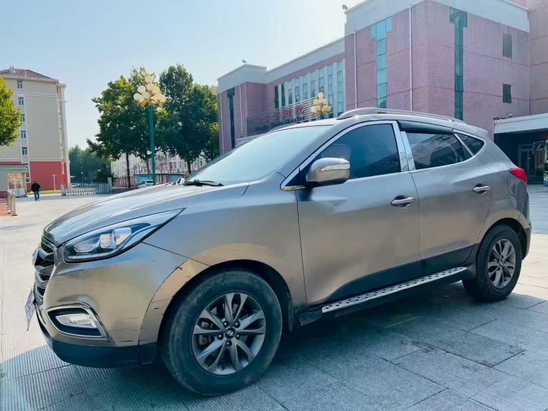 济宁17年现代ix352