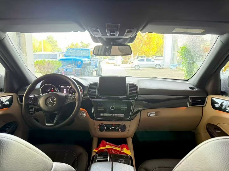 烟台17年奔驰GLE5