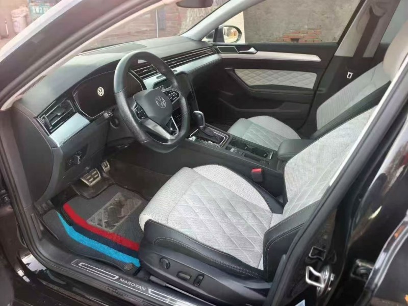 青岛23年大众迈腾5