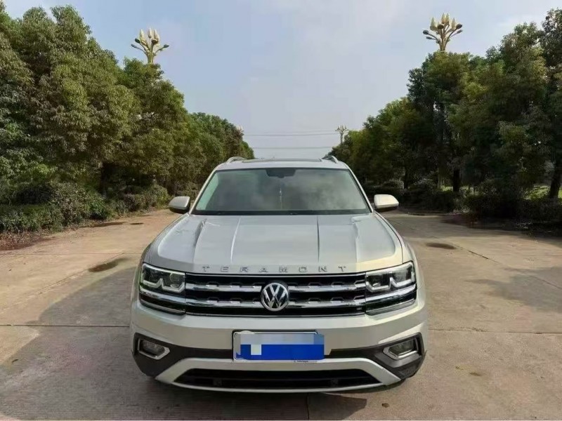 南通17年大众途昂1