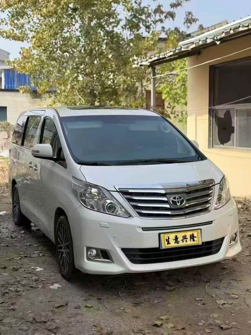 烟台14年丰田埃尔法2