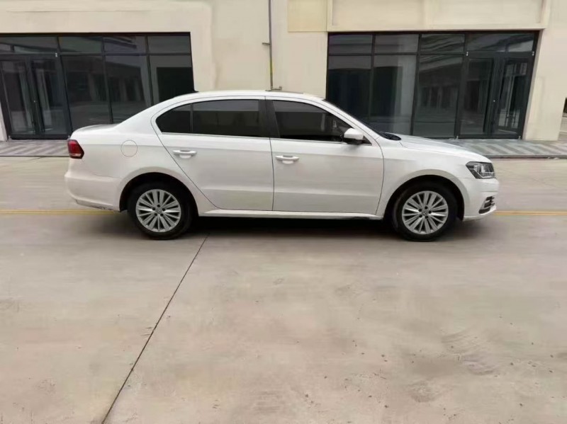 济宁22年大众朗逸2