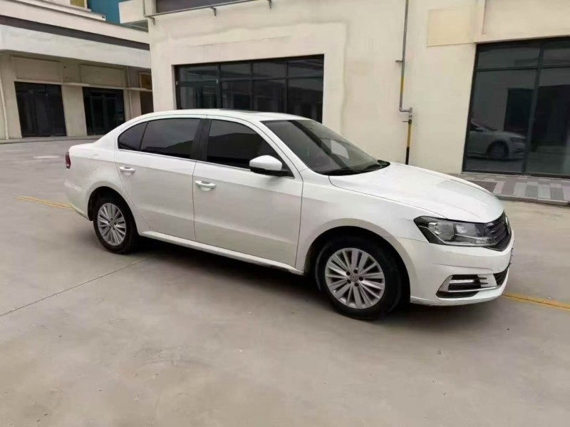 济宁22年大众朗逸3