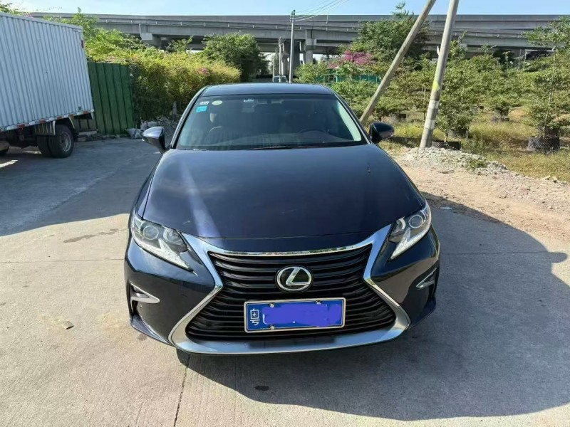 佛山18年雷克萨斯ES1