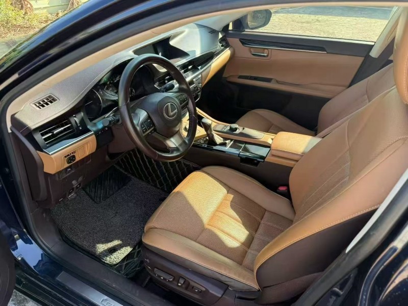 佛山18年雷克萨斯ES6