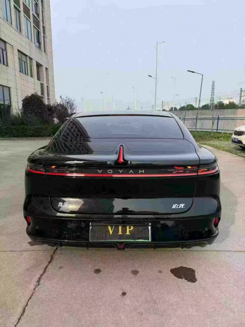 鄂州25年岚图汽车追光8