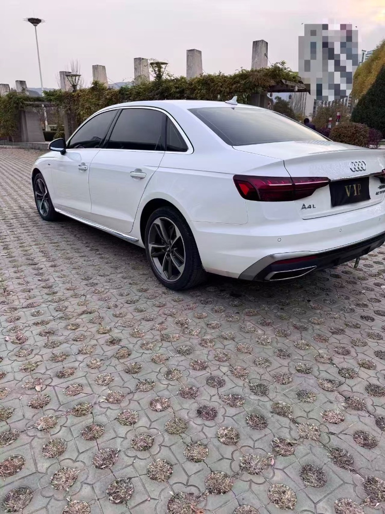 临夏21年奥迪A4L5