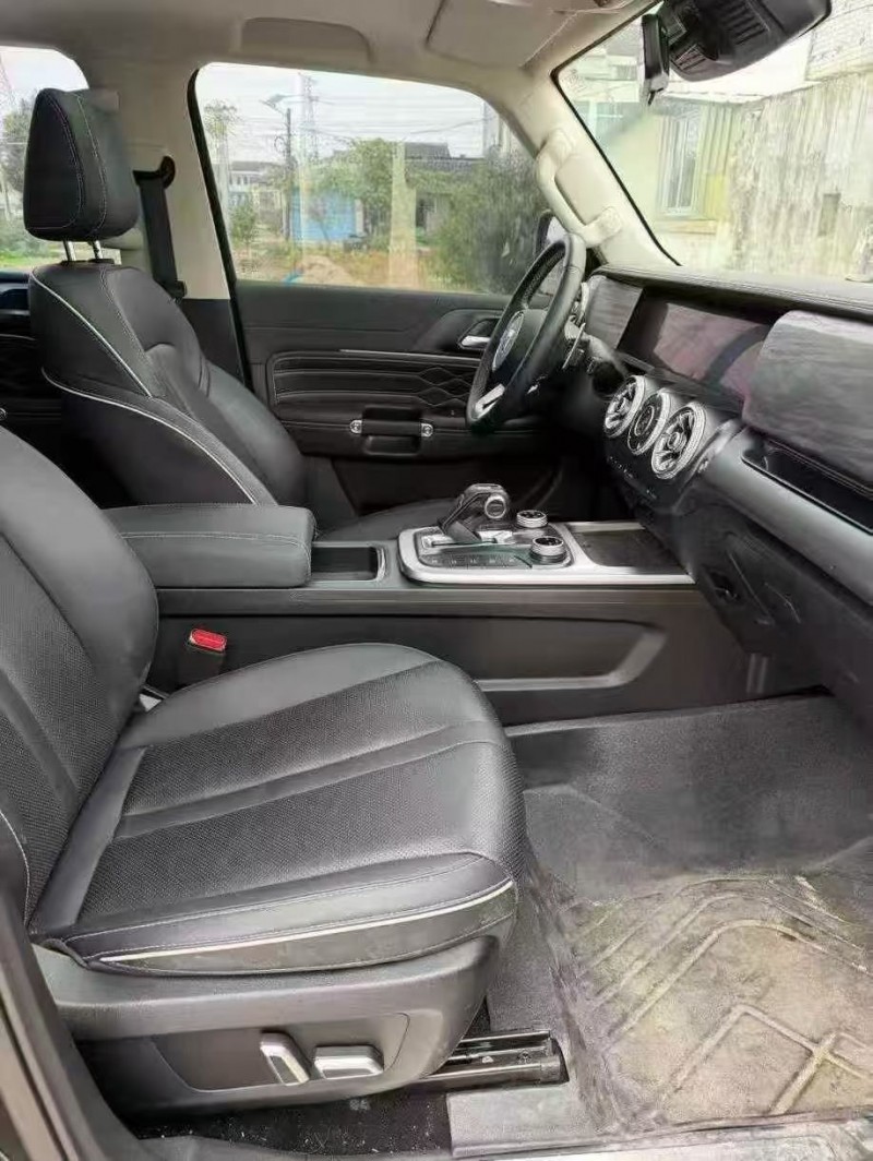 南京24年长城汽车坦克5