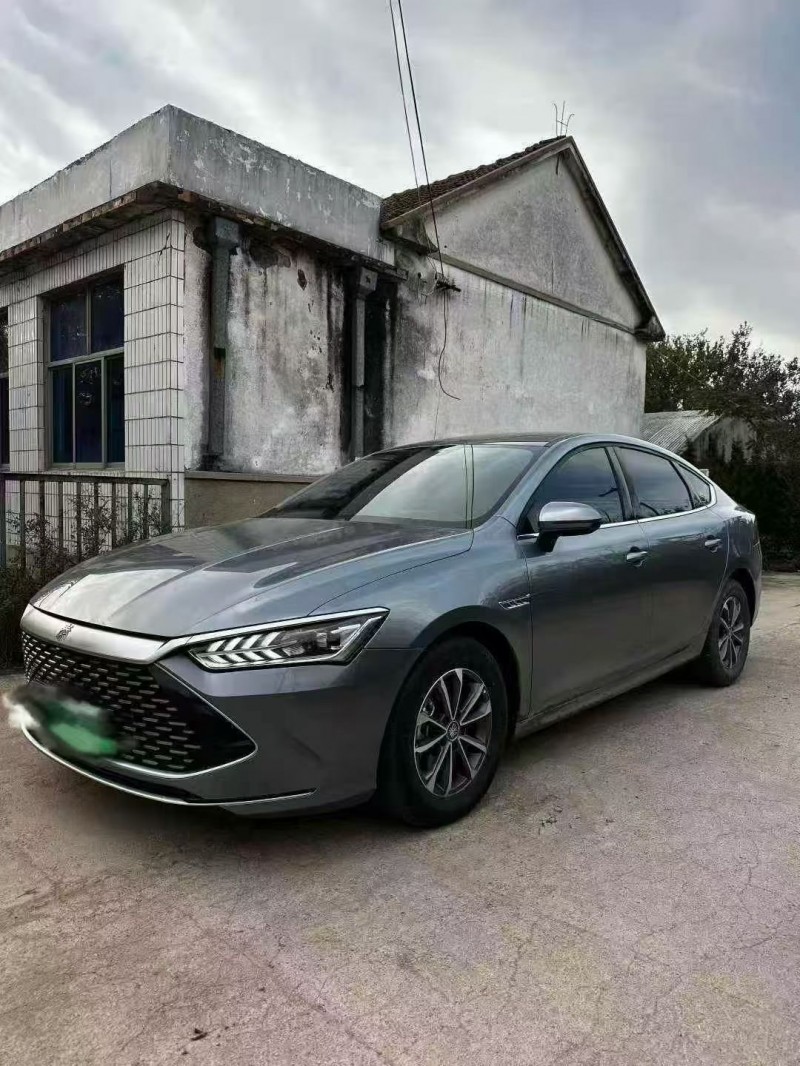 青岛24年比亚迪秦2