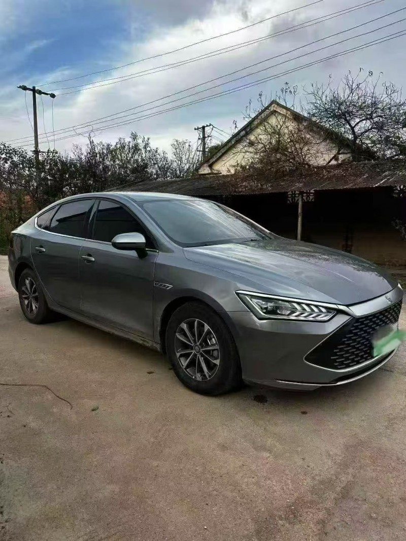 青岛24年比亚迪秦3