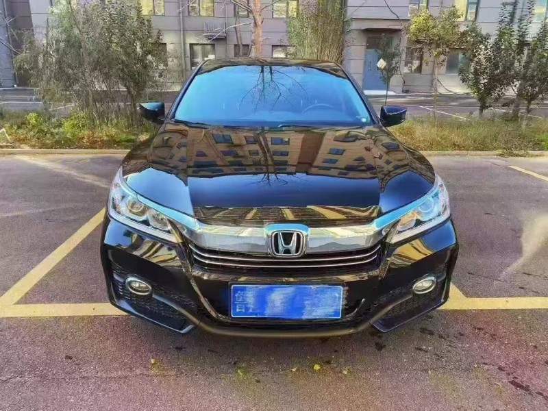 东营16年本田雅阁1