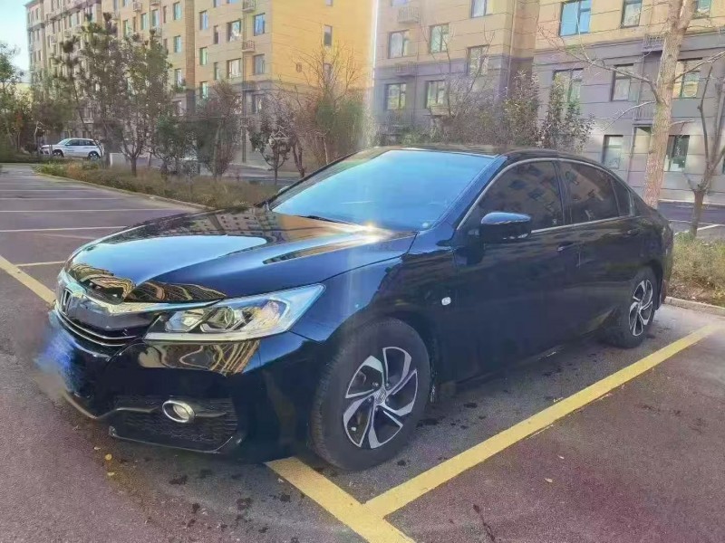 东营16年本田雅阁3