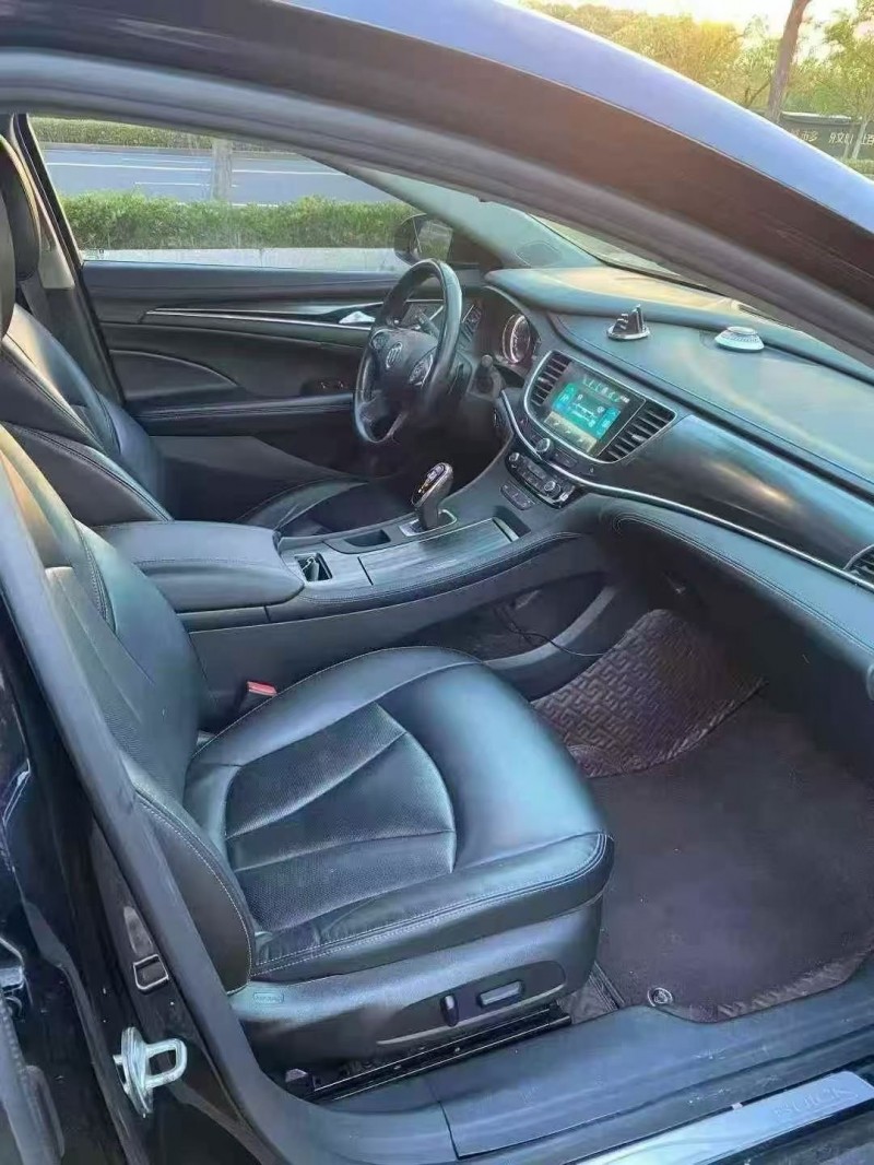 常州18年别克君越6