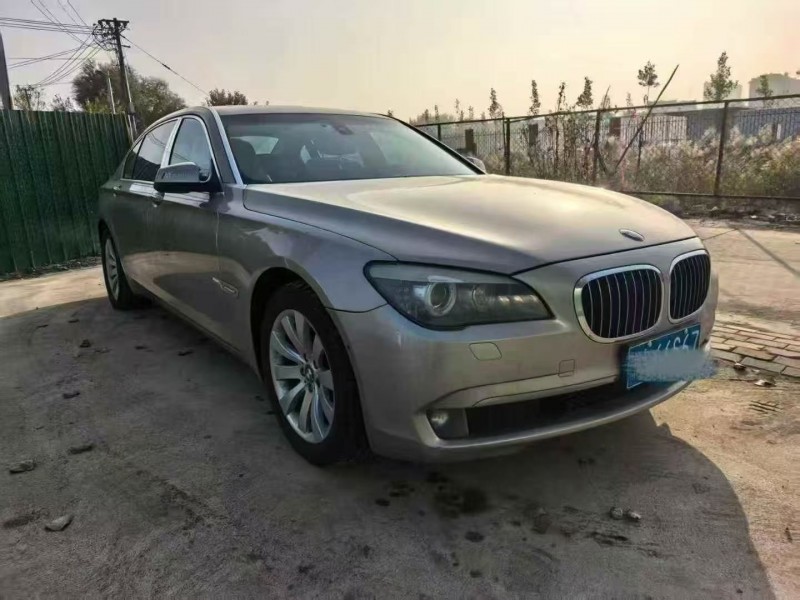 天津11年宝马7系2