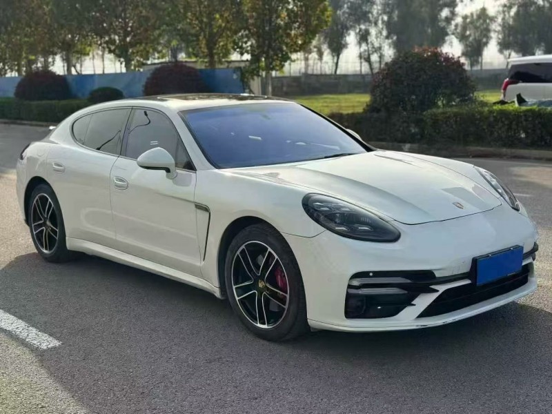 东营14年保时捷帕拉梅拉2