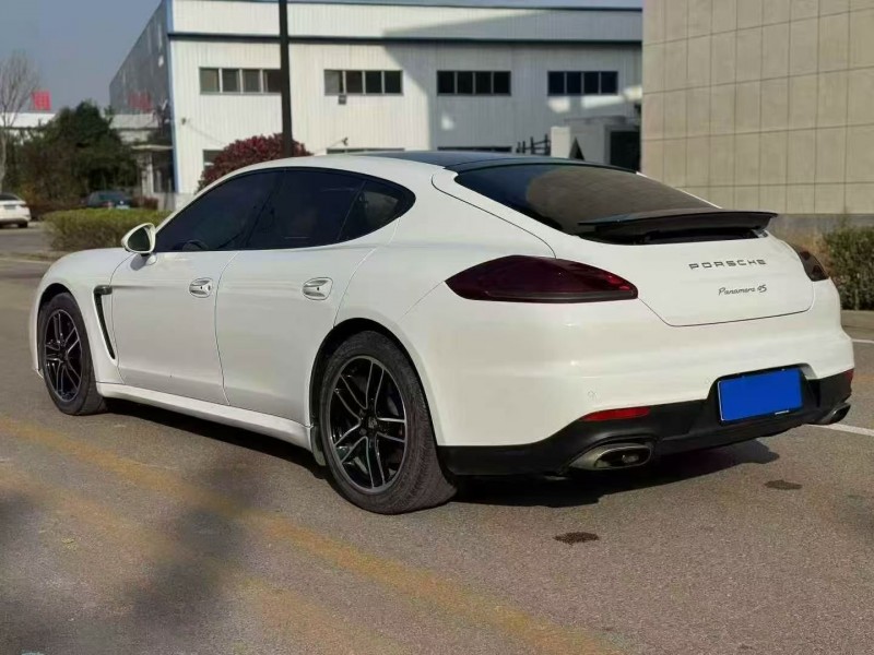 东营14年保时捷帕拉梅拉4