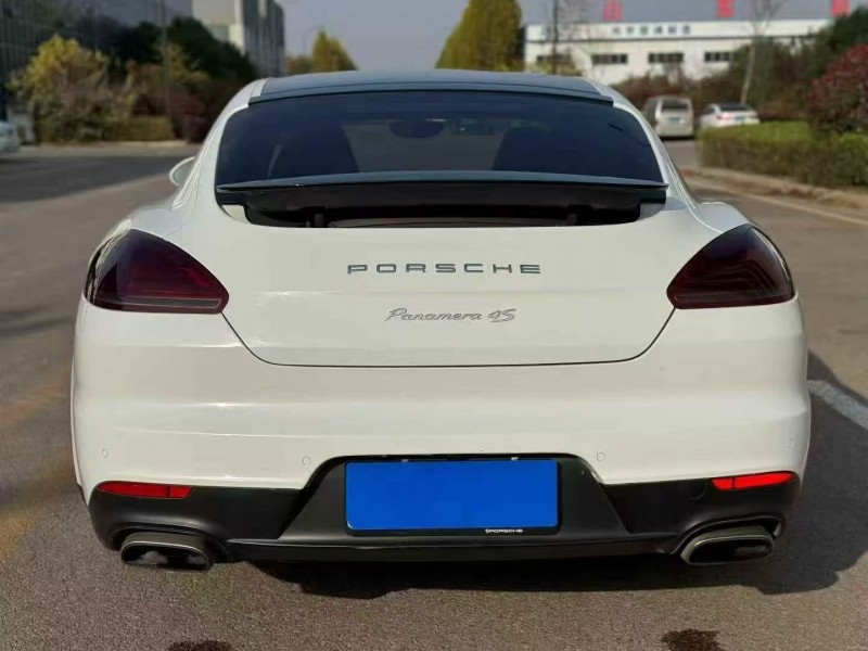 东营14年保时捷帕拉梅拉8