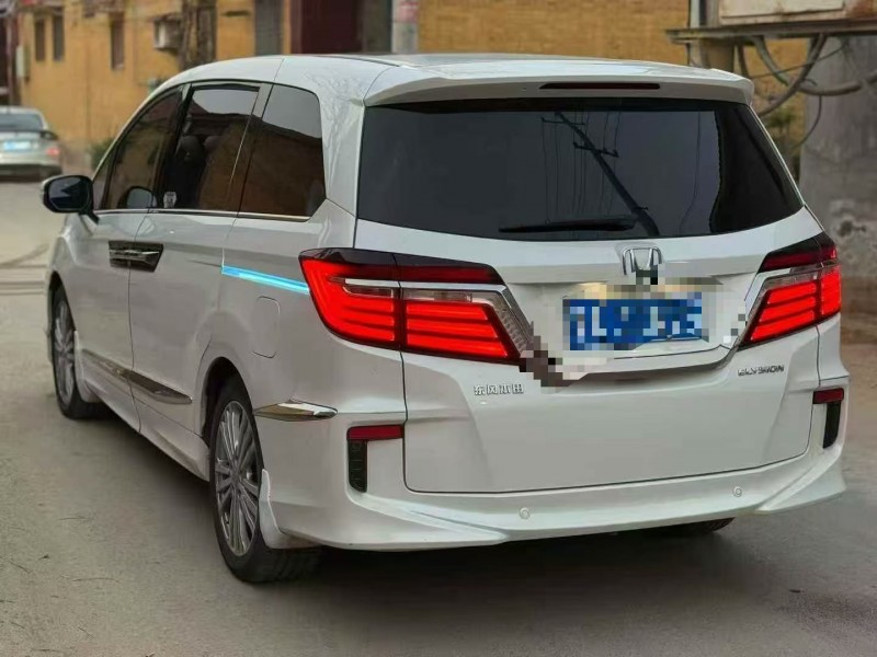 枣庄18年本田艾力绅8