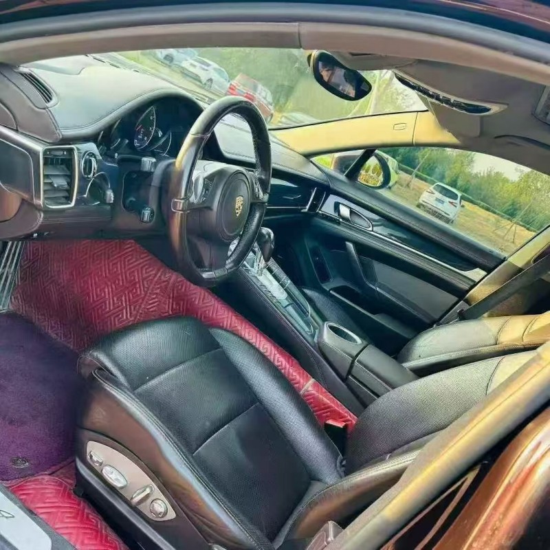 青岛12年保时捷帕拉梅拉4