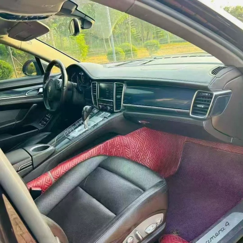 青岛12年保时捷帕拉梅拉6