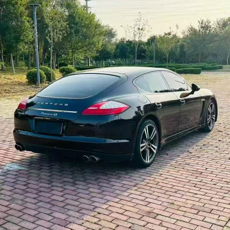 青岛12年保时捷帕拉梅拉8