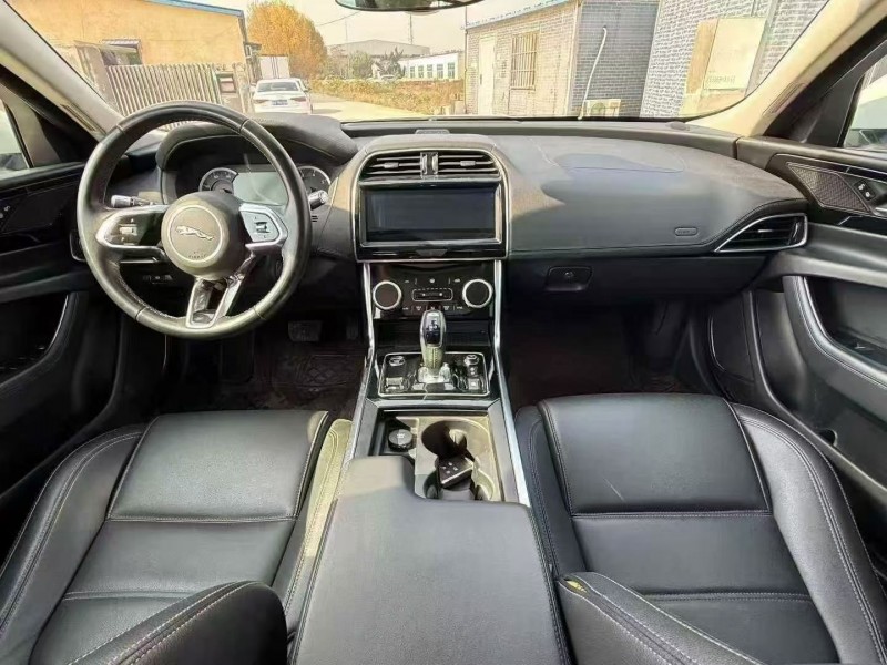 淄博23年捷豹XEL6