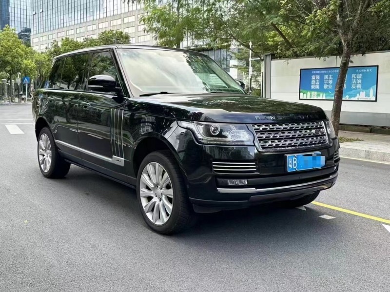 深圳17年路虎揽胜行政10