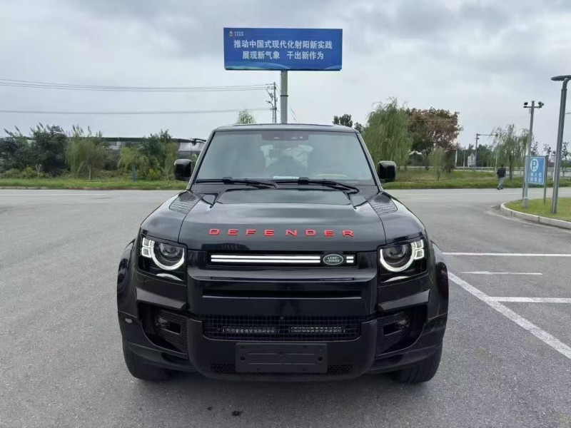 徐州24年路虎卫士1