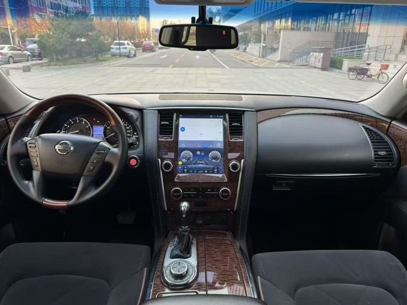 淄博17年日产途乐5