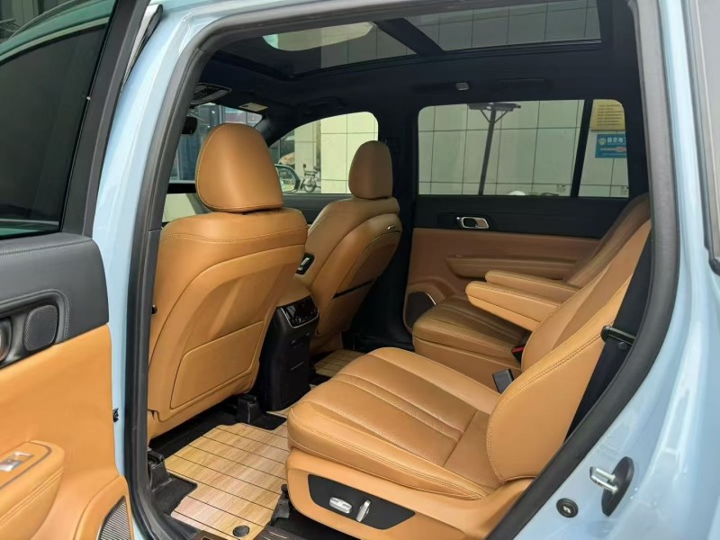 济南21年理想理想ONE4