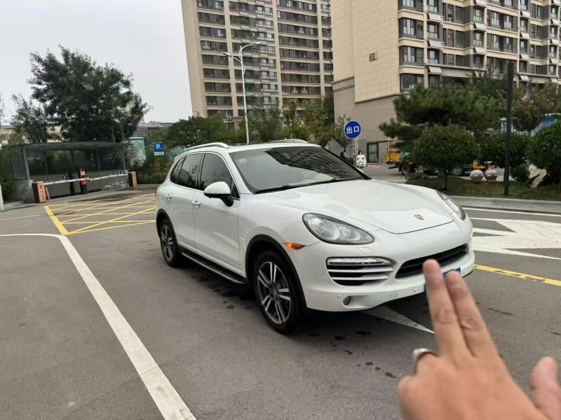 威海14年保时捷卡宴3