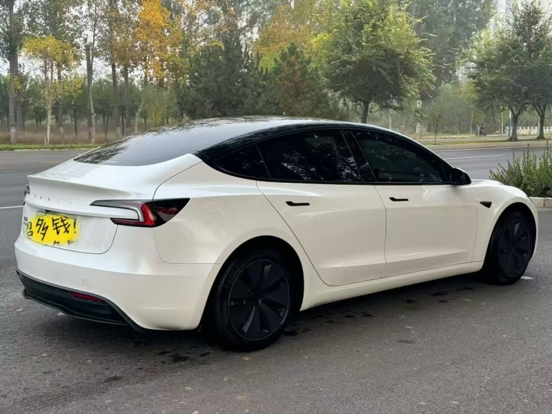 唐山24年特斯拉MODEL 38