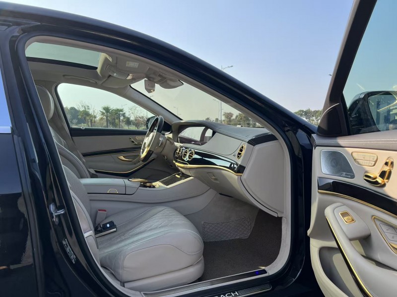 盐城18年奔驰迈巴赫S级6