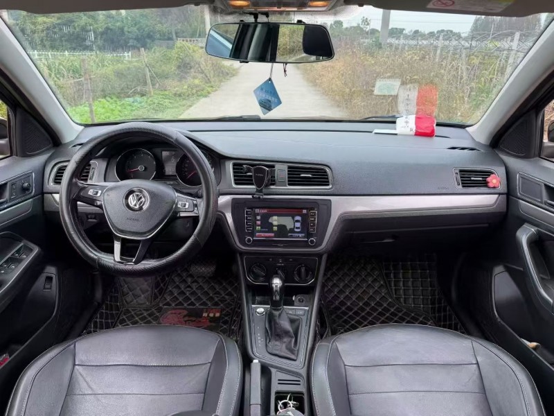 嘉兴18年大众朗逸3