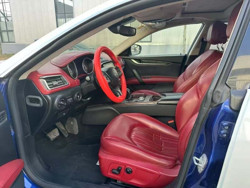 徐州16年奥迪A8L6