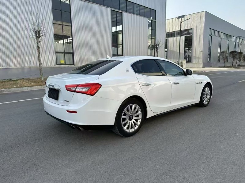 徐州16年奥迪A8L8