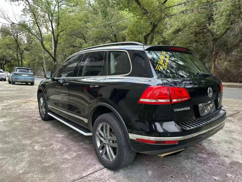 湘潭18年大众途锐8