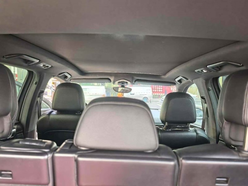 广州12年保时捷卡宴5