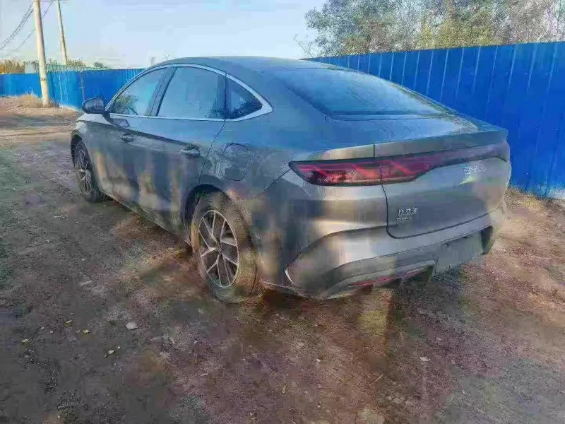 石家庄25年比亚迪秦7