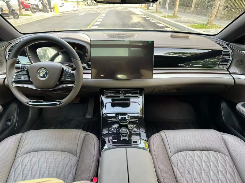 深圳23年比亚迪汉5