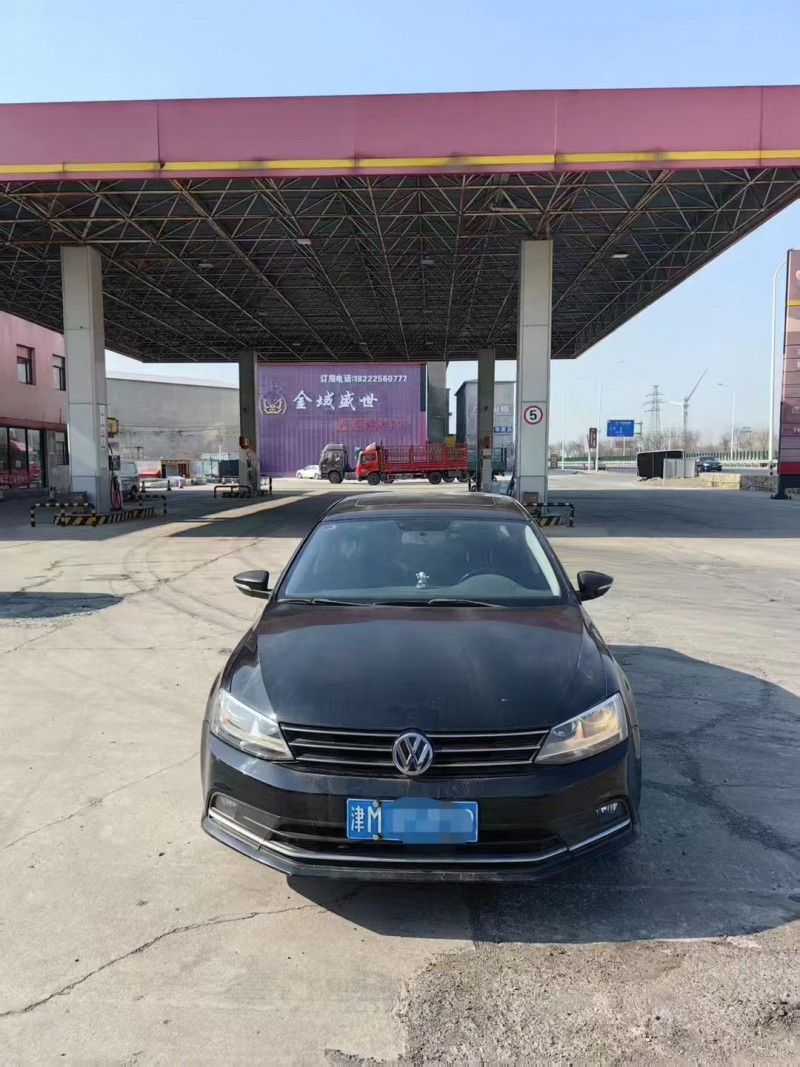 天津16年大众速腾1