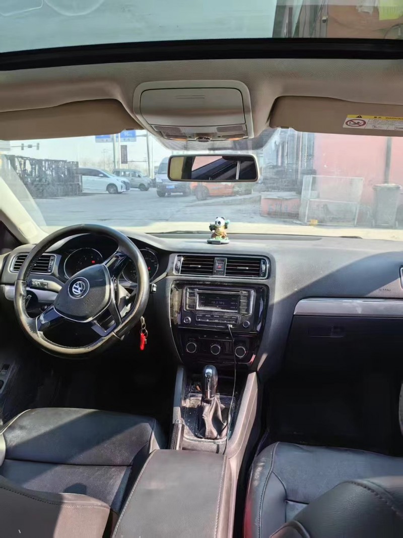 天津16年大众速腾8