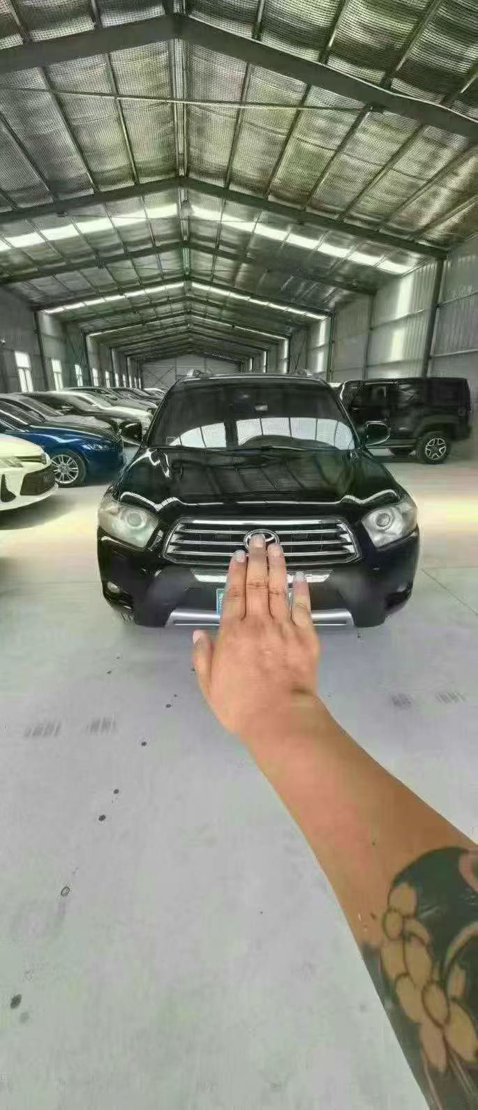 天津09年丰田汉兰达1