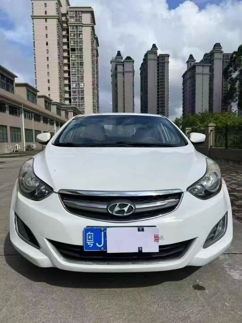 广州16年现代朗动1