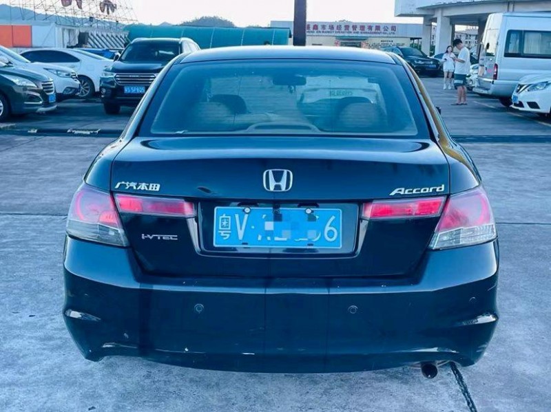 东莞10年本田雅阁7